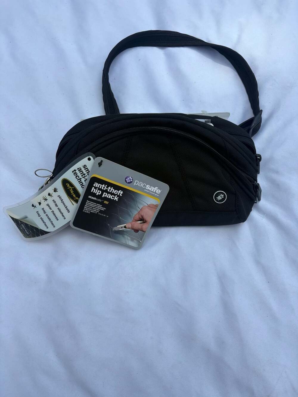 Pacsafe Stashsafe 100 Anti-Theft Hip Pack